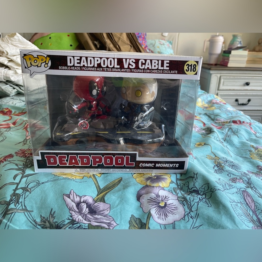 Deadpool vs cable funko pop